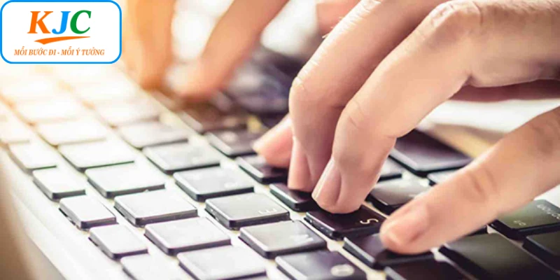 Giải siêu đánh máy tại KJC thu hút đông người chơi Giải siêu đánh máy tại KJC thu hút đông người chơi